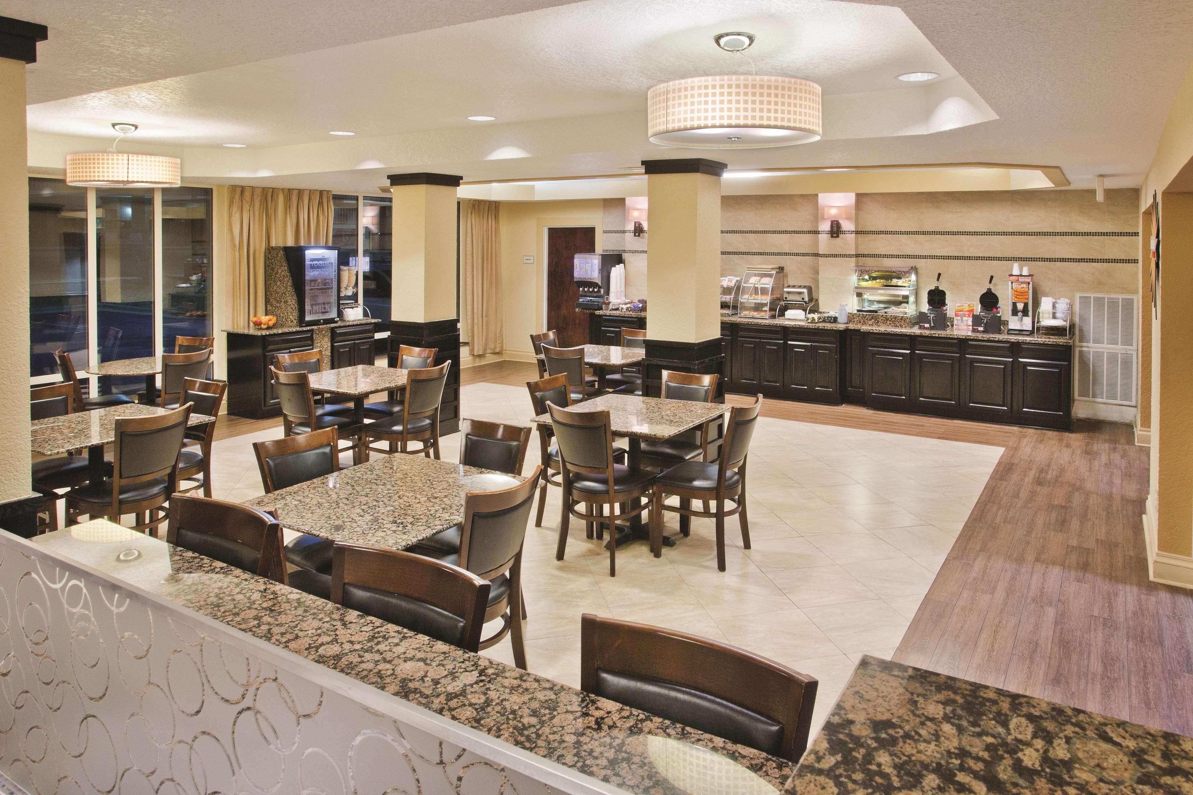 La Quinta By Wyndham Hot Springs Hotel Luaran gambar